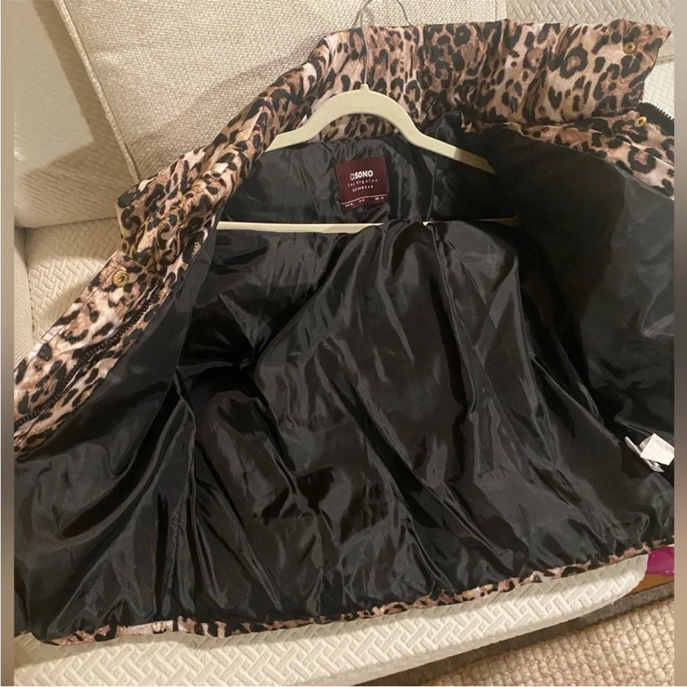 Leopard Print Puffer Jacket - Picture 5 of 5